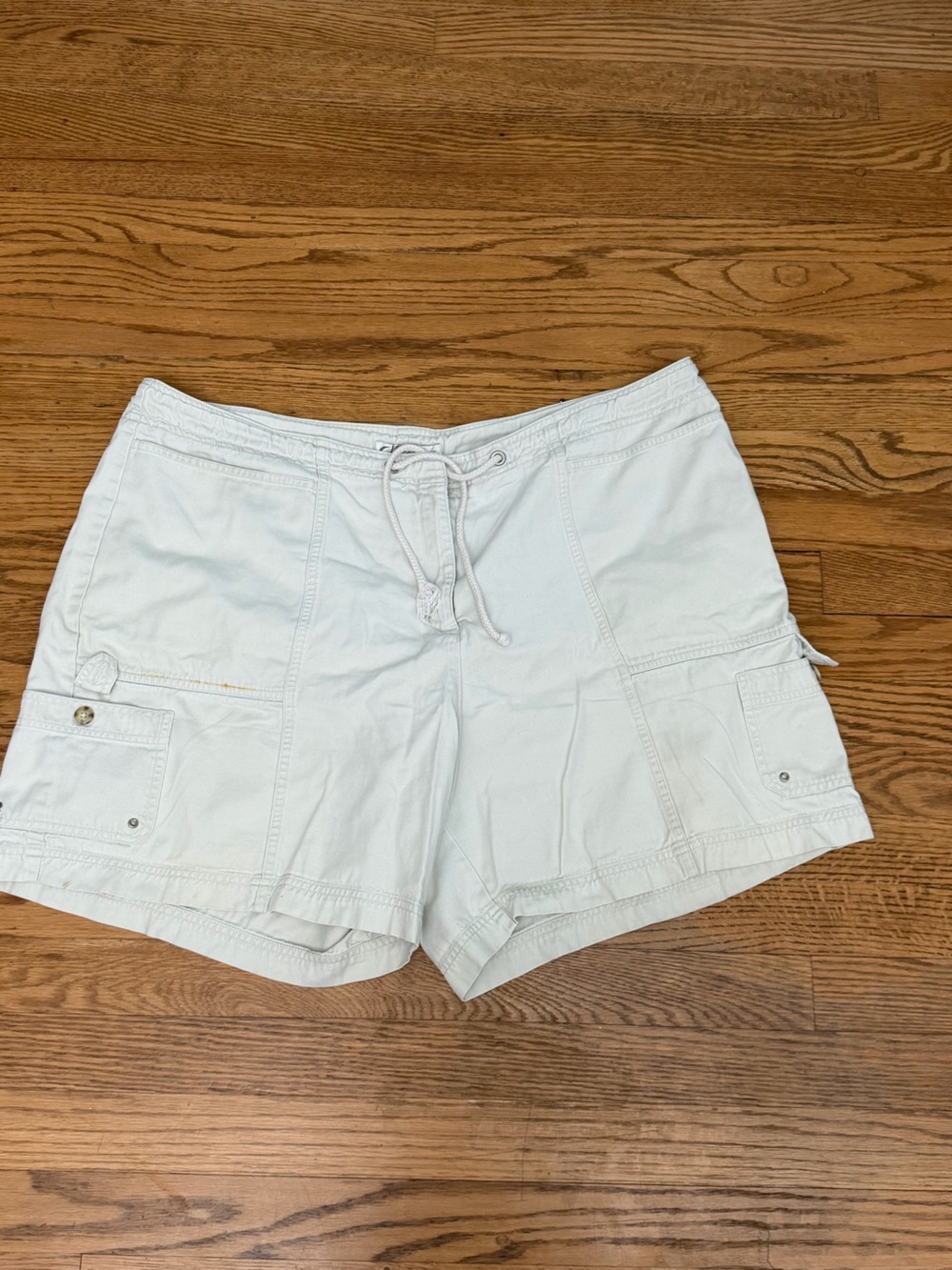 Dressbarn Women’s Cargo Shorts Khaki Light Beige Size 20 Drawstring